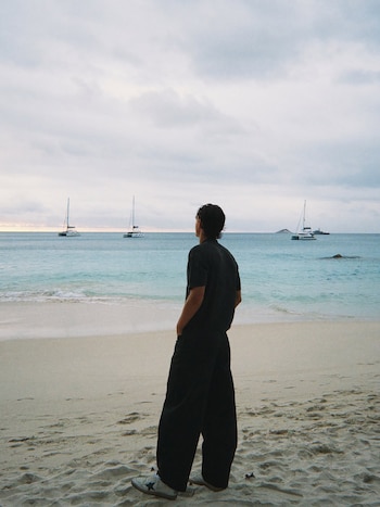 Las vacaciones de Nico Paz y su pareja Emma Ramirez en Seychelles