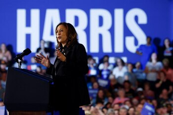 La vicepresidenta Kamala Harris (REUTERS/Evelyn