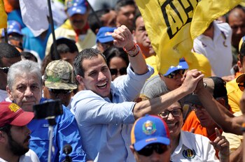 Juan Guaidó es reconocido como