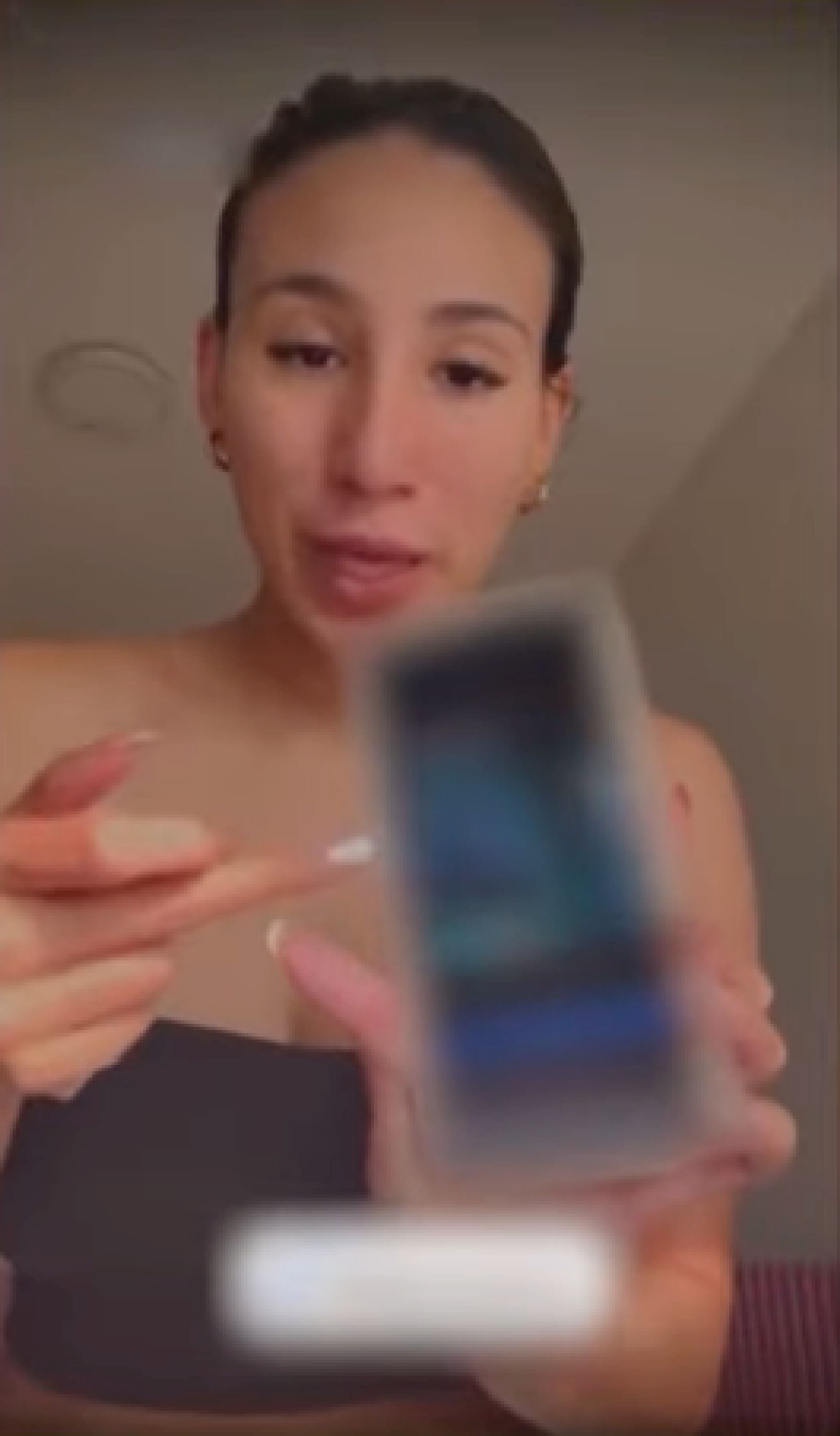 Las reacciones más duras surgieron en Amor y Fuego, donde se puso en duda la coherencia de vender plataformas seguidas por una audiencia que busca identidad. (Amor y Fuego)