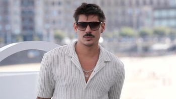 El actor César Vicente confirma la muerte de su padre en el choque de trenes tras 24 horas de búsqueda: “No hay alma que me quite esta pena”