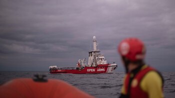 Bruselas "vigila" la situación y