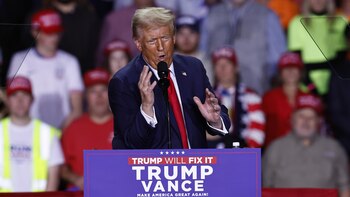 Defensa de Trump pide desestimar