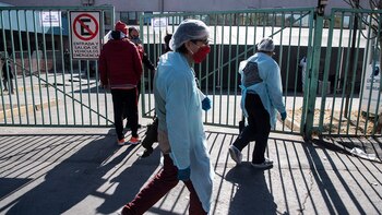 Trabajadores de un hospital de