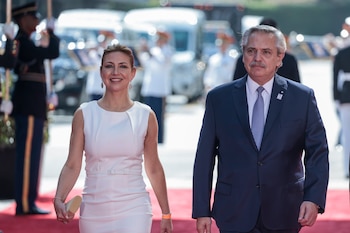 alberto fernandez y fabiola yañez