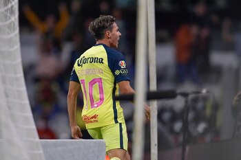 El dorsal "10" de América