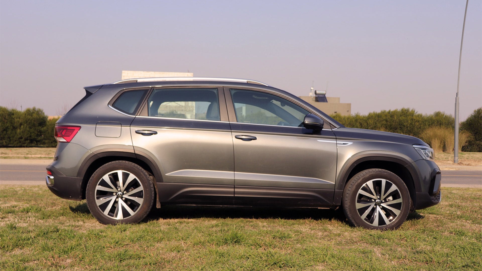 El VW Taos ya no se hace en Argentina. Desde noviembre empezó a llegar la nueva versión importada desde México