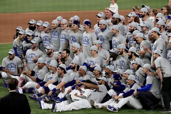 Dodgers cuenta en su roster