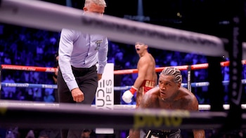Ryan García fulminó a Conor Benn en dos rounds, defendió el título y provocó a otro campeón desde el ring: “Te ganaría ahora mismo”