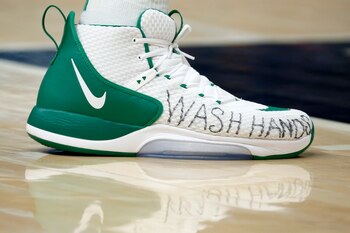 Un integrante de los Celtics