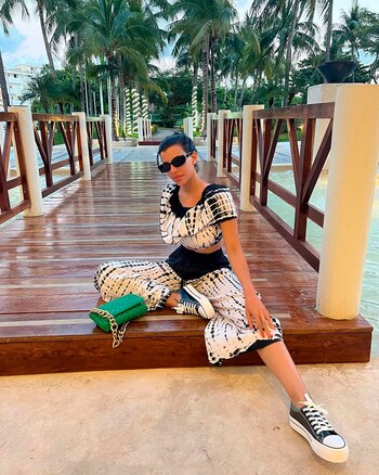 Charlotte Caniggia de vacaciones en