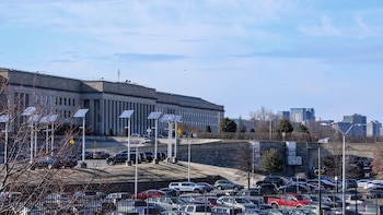 EE. UU. ataca otras 2