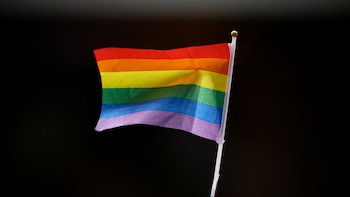 La FIFA autoriza el ingreso de banderas del Orgullo al estadio para el partido de Egipto e Irán en Seattle