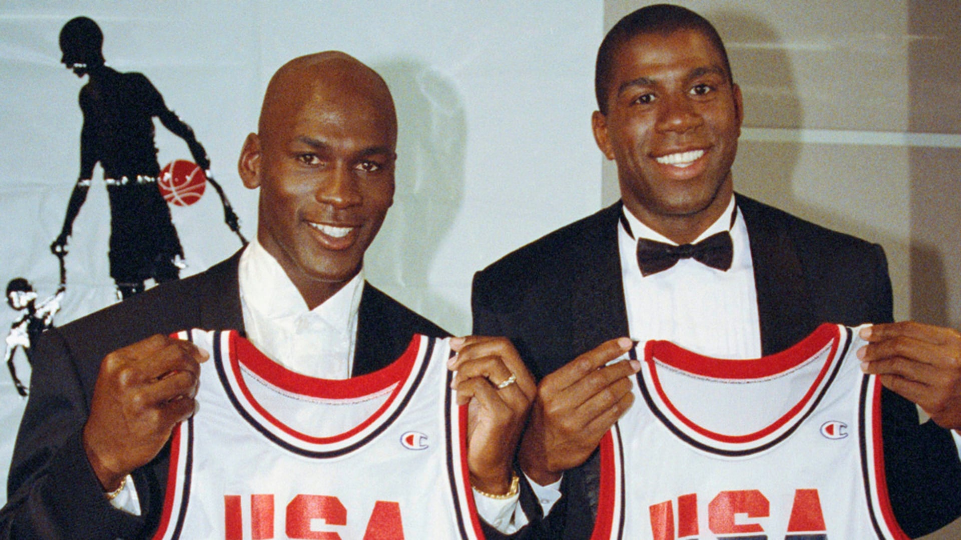 La advertencia de Magic Johnson remarca que el respeto al legado, el liderazgo y la memoria histórica son vitales para el futuro competitivo de la NBA (AP)