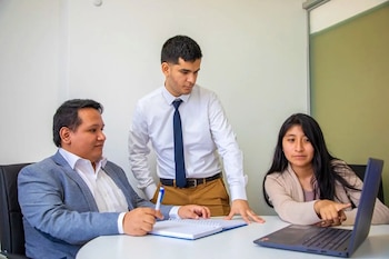 El total proyectado por el Minedu reúne las convocatorias de distintos programas, como Beca 18, Beca Hijos de Docentes y Beca Tec