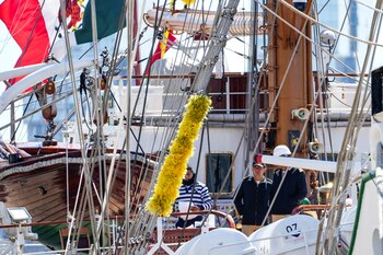 Dos personas murieron y 20