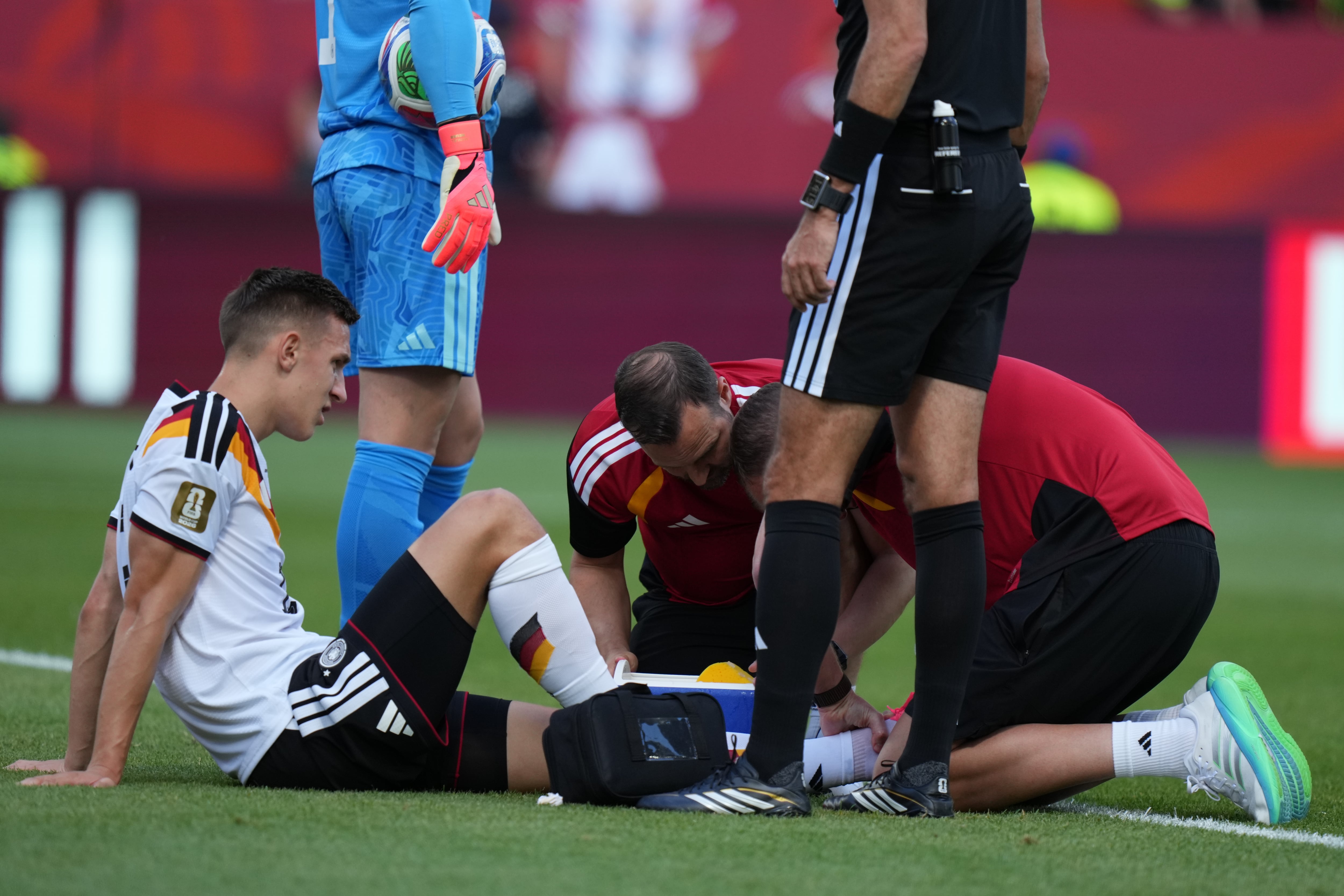 Nico Schlotterbeck sufrió una lesión y se perderá lo que resta del Mundial (AP Foto/Stephanie Scarbrough)