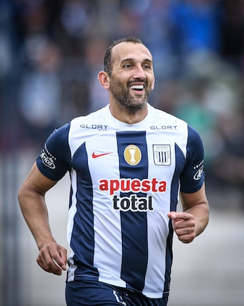 Hernán Barcos fue elegido dos veces mejor futbolista de la Liga 1.