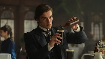 ‘La casa Guinness’ tendrá temporada 2: Netflix continuará el drama histórico del creador de ‘Peaky Blinders’