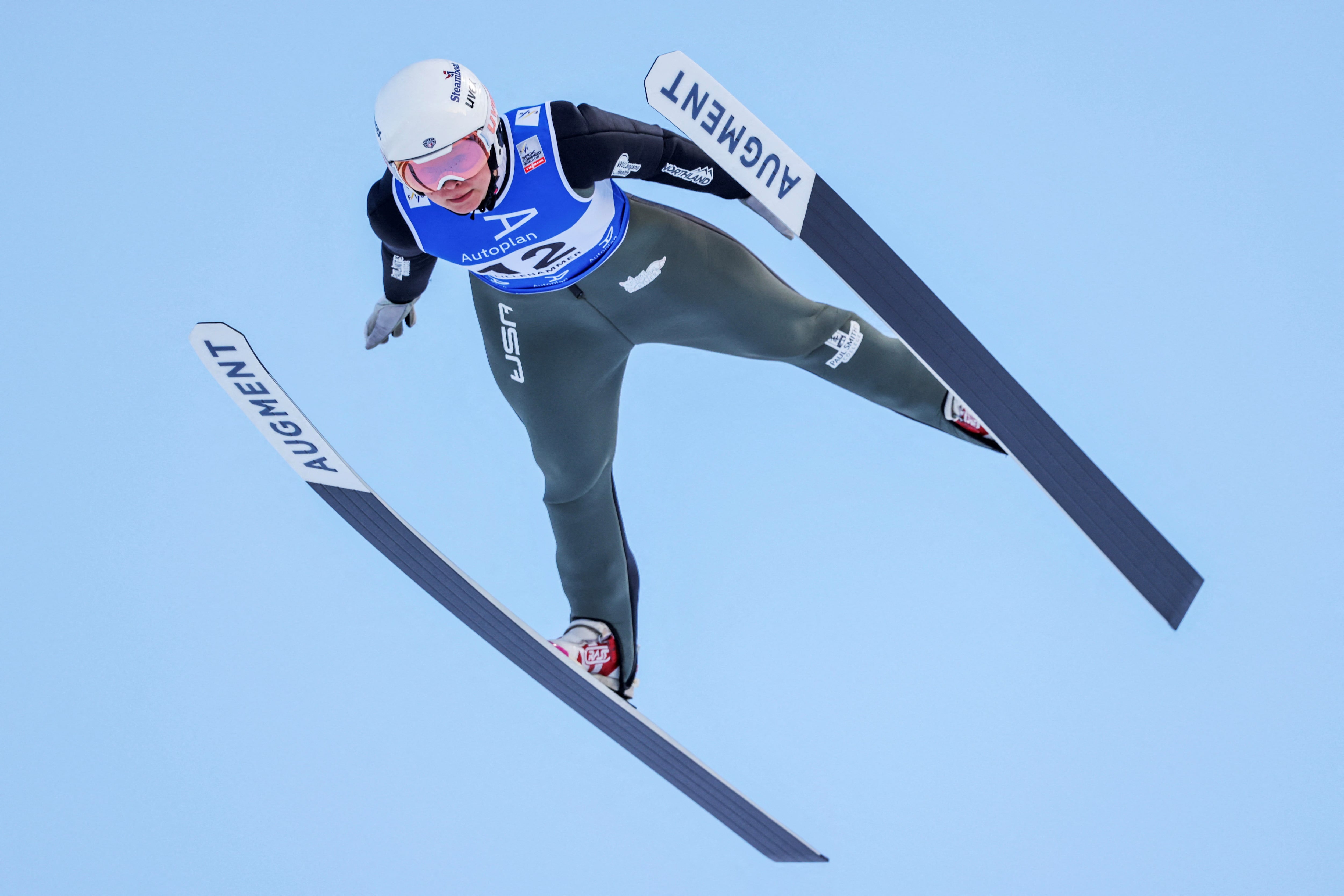 La exclusión de la categoría femenina de la combinada nórdica en los Juegos Olímpicos de Invierno 2026 genera indignación y reabre el debate sobre igualdad en el deporte (REUTERS)