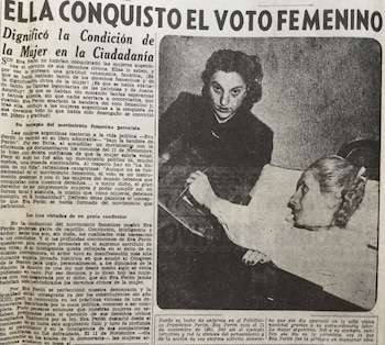 El Diario Democracia reflejó el momento en que Eva emitió su voto