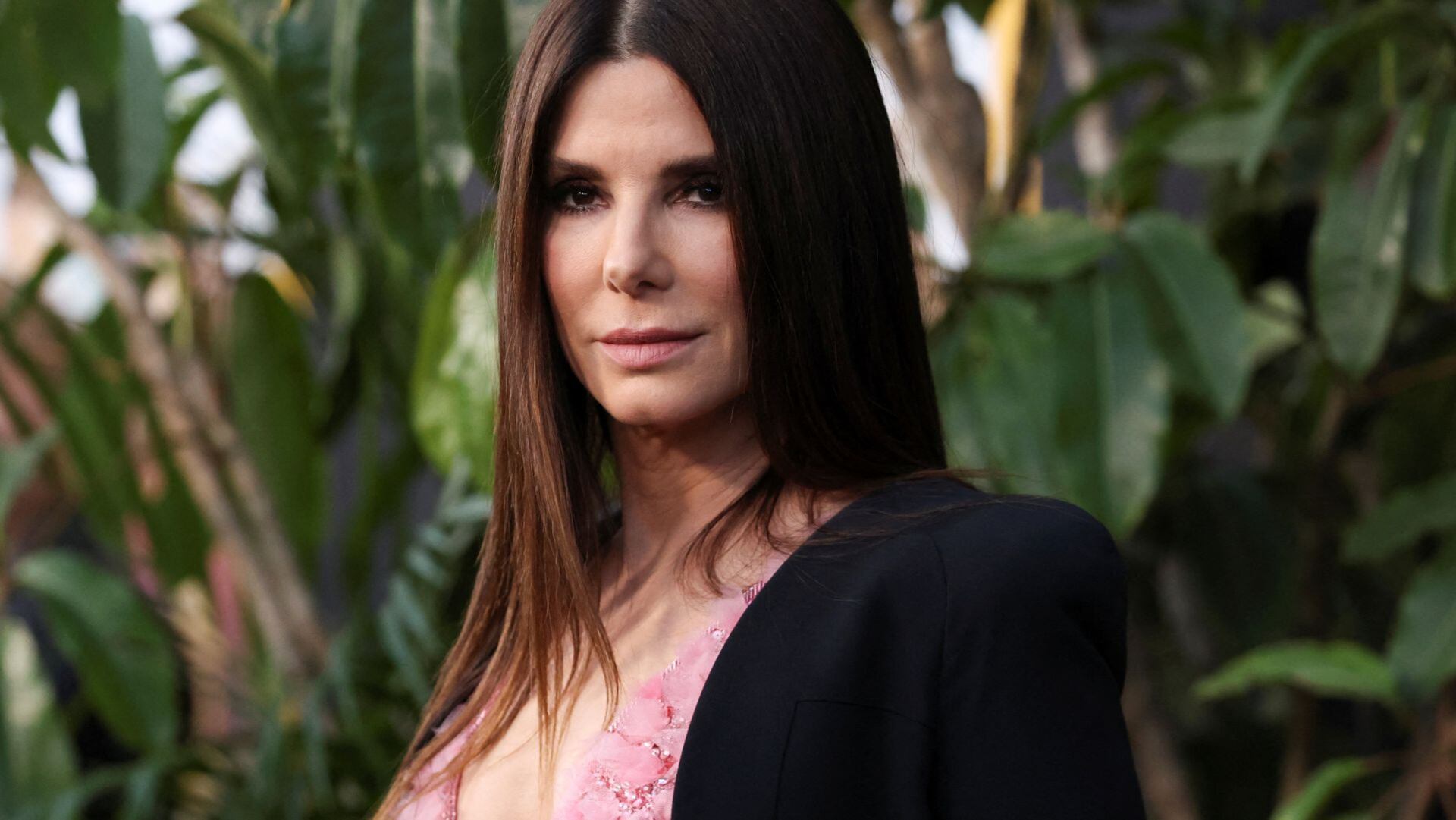 Sandra Bullock atribuye su éxito en Hollywood a las lecciones aprendidas como camarera antes de alcanzar la fama (REUTERS/Mario Anzuoni)