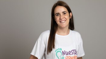 Nació con parálisis cerebral y