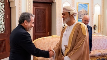 El ministro de Exteriores iraní visita Omán, potencia mediadora, en medio de nuevos ultimátums de EEUU