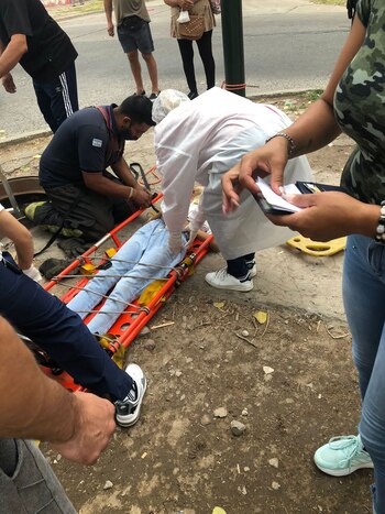 La chica sufrió una fractura