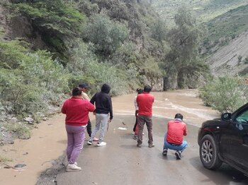 Deslizamientos, desbordes de ríos y