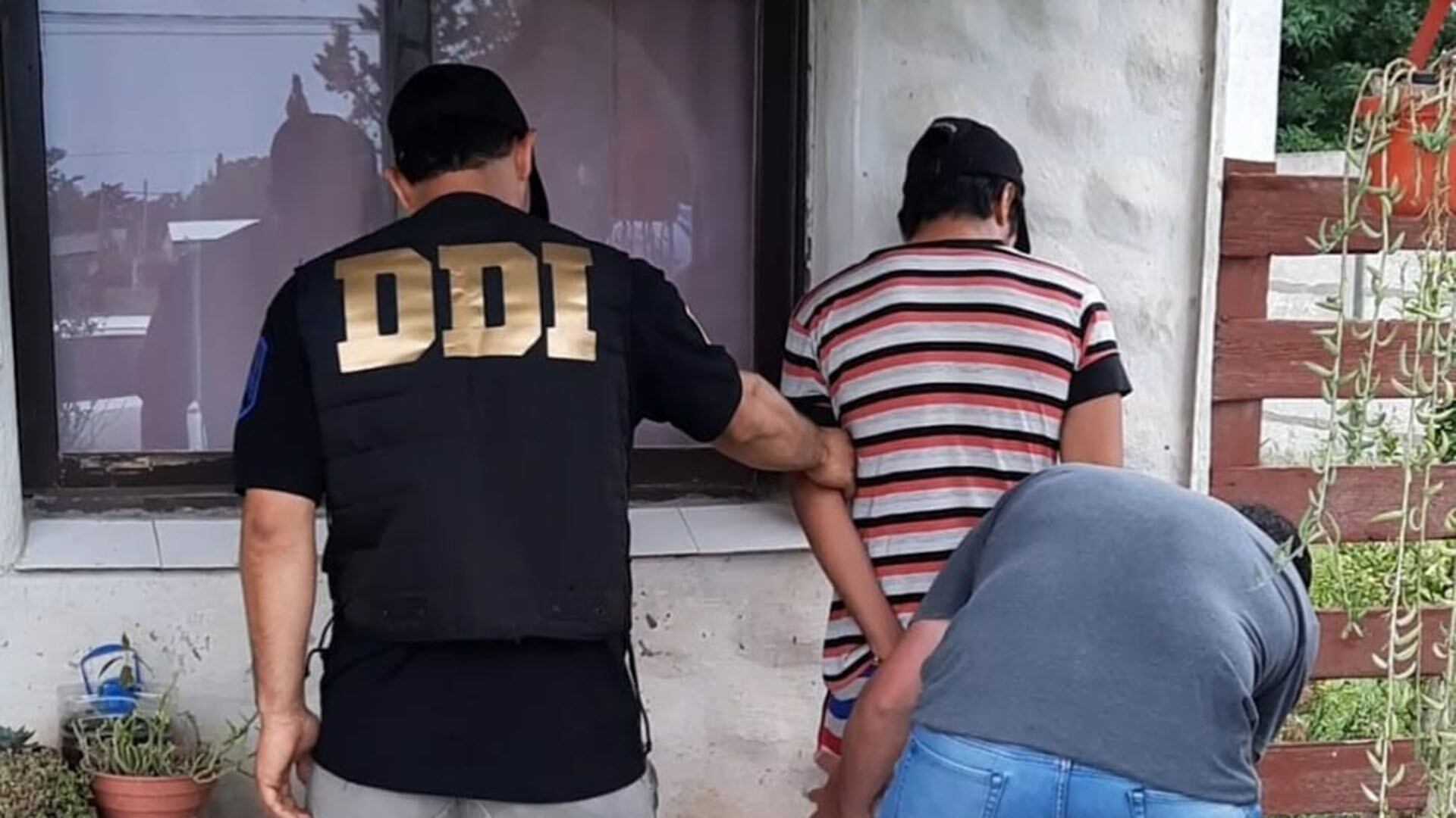 Roth, luego de su primera detención en 2022