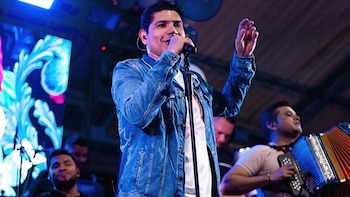 El cantante vallenato Kbeto Zuleta será trasladado en avión ambulancia a Barranquilla para continuar su tratamiento tras el accidente