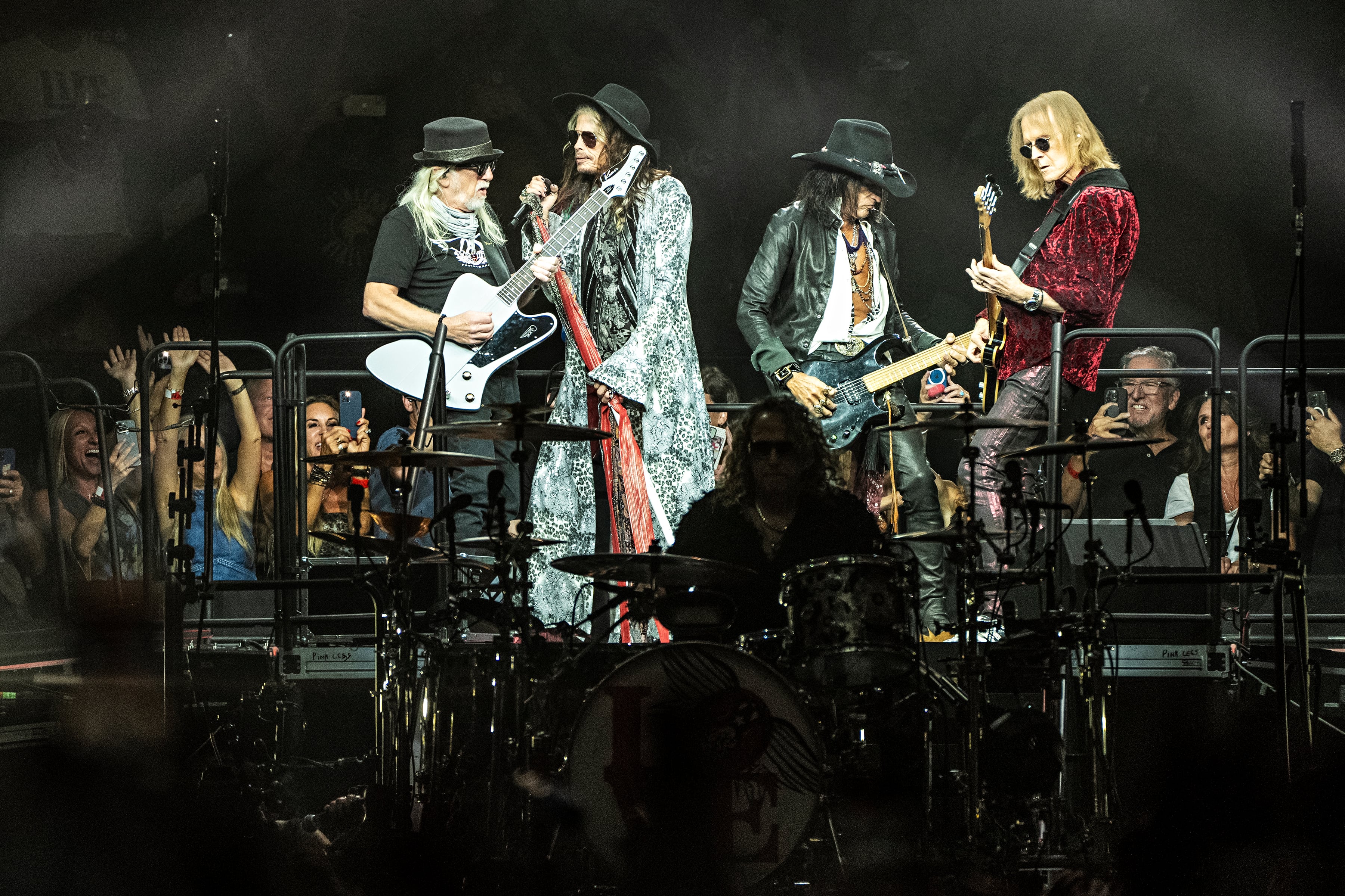 La banda formada en 1970 está compuesta por Steven Tyler, John Douglas, Joe Perry, y Tom Hamilton (Amy Harris/Invision/AP)