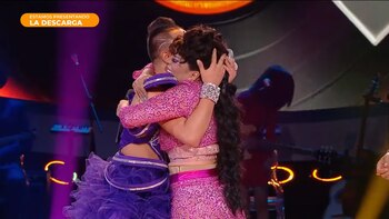 Marbelle besó a participante de "La Descarga"