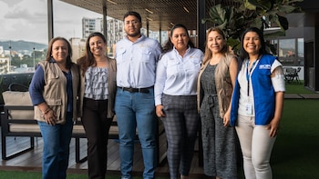 El caso de un migrante retornado retrata cómo la reintegración va más allá de conseguir ingresos, con orientación psicológica, formación en habilidades personales y asistencia práctica para reconstruir la rutina después de volver al país (Foto cortesía OIM)
