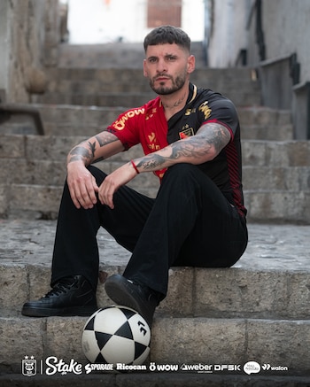 Pablo Erustes viene de anotar