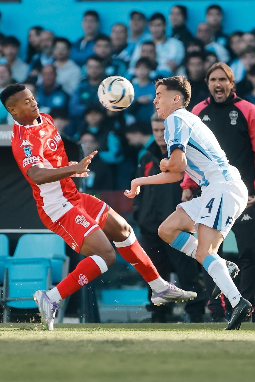 Racing y Huracán clasificaron a los octavos de final (X:@CAHuracán)