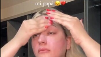 Tiktoker se maquilla para el