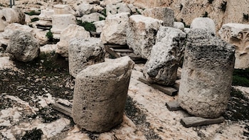 La Policía israelí registra tres heridos en enfrentamientos con 100 ultraortodoxos en la Tumba de los Reyes