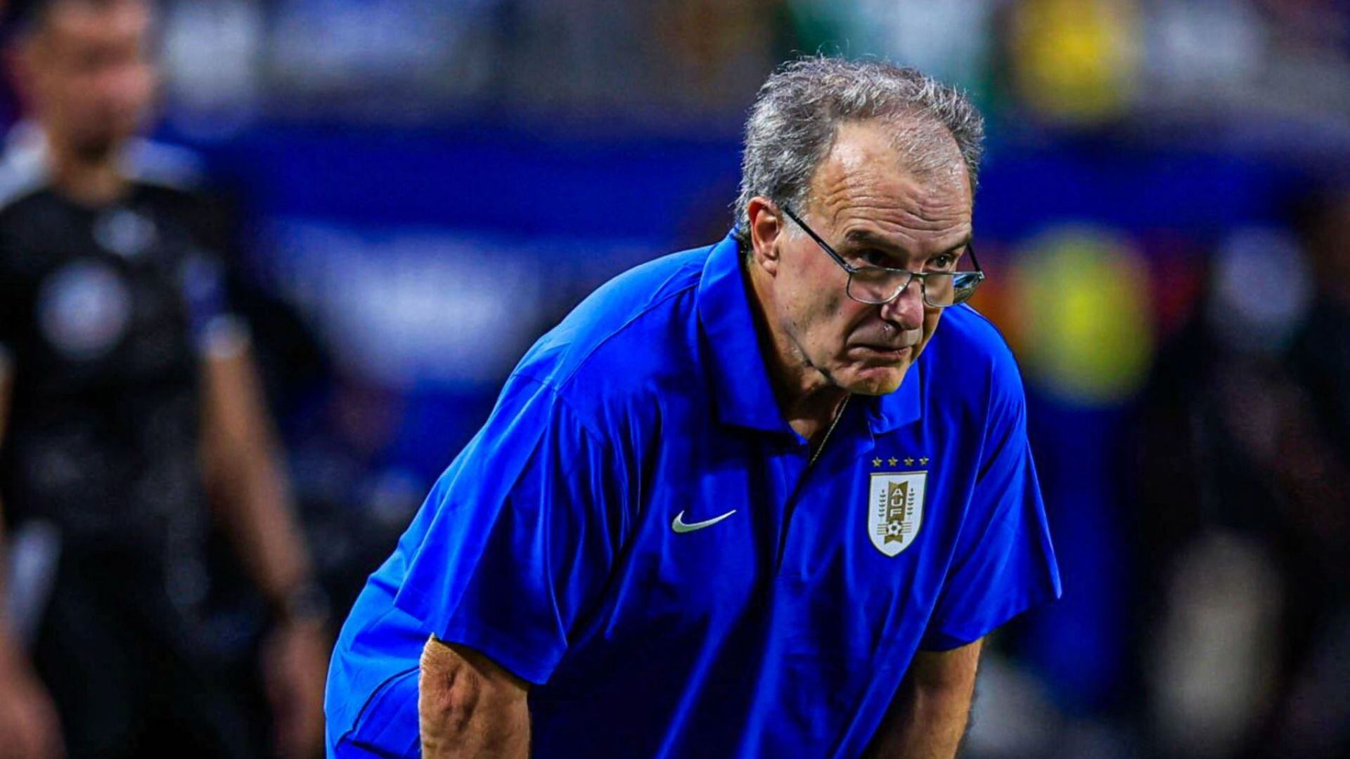 Marcelo Bielsa, expectante con la chance de que Uruguay se clasifique al próximo Mundial (Crédito: EFE)