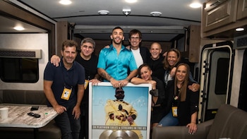 Manuel Turizo recibió placa de