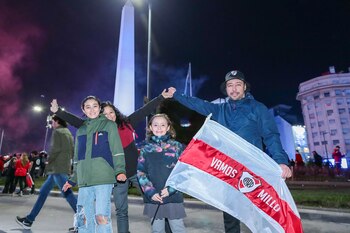 A River le restan jugar