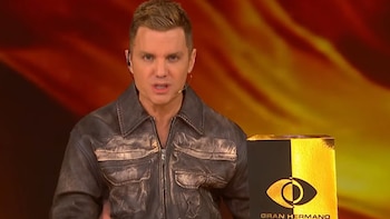 Así quedó la primera placa