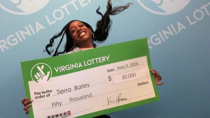 Ganó USD 50.000 en la lotería Powerball con los números hallados en una galleta de la fortuna  
