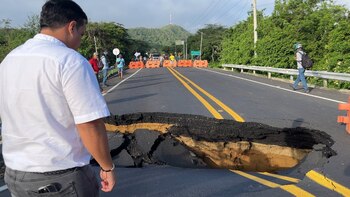 Cerrada la vía al Mar,