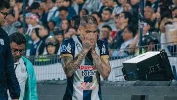 Paolo Guerrero y su tristeza