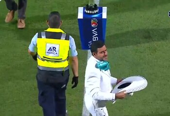 El cantante de ranchera aventó