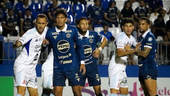 Alianza cae goleado ante Motagua y encara una misión imposible en la Copa Centroamericana: ¿remontará en San Salvador?