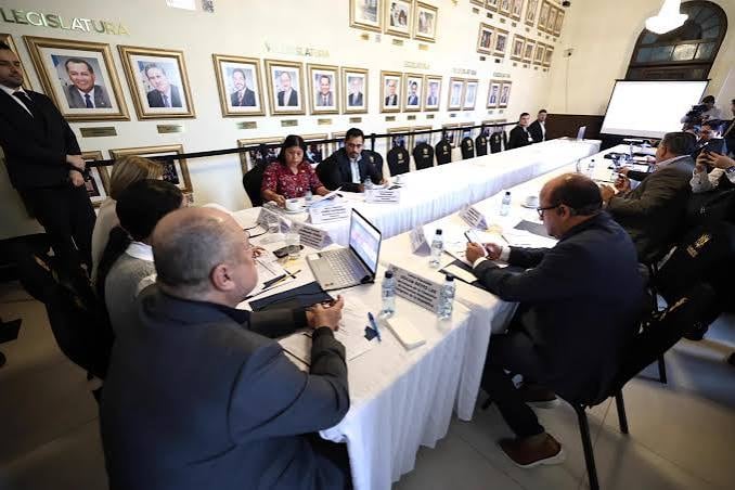 El Congreso de Guatemala abre hasta el 3 de noviembre las tachas contra 31 aspirantes a relatores