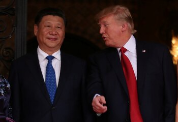Xi junto a Donald Trump